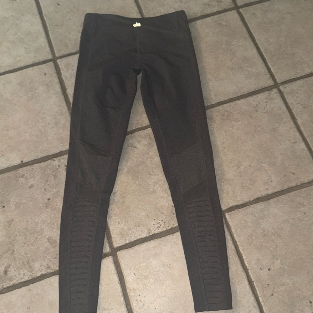 Alo Yoga Women's High Waist Moto